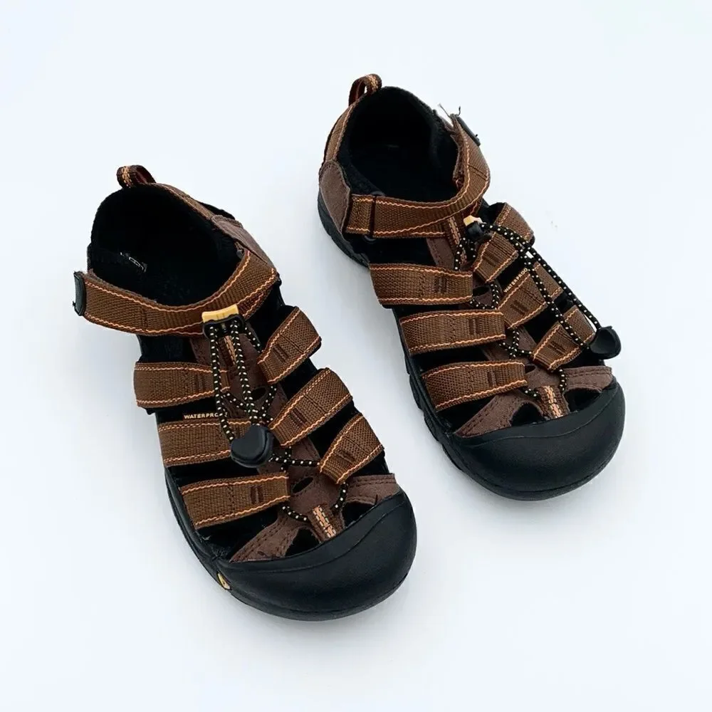 Keen Newport brown strap water hiking shoes mens size 6/38